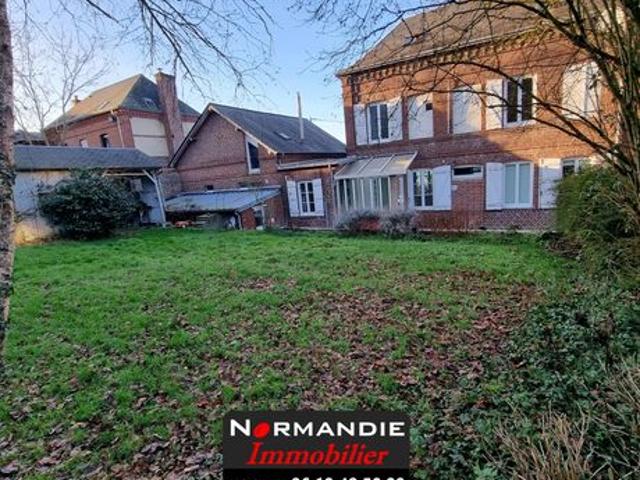 Maison 9 pièces 180 m²