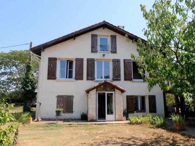Maison 9 pièces 180 m²