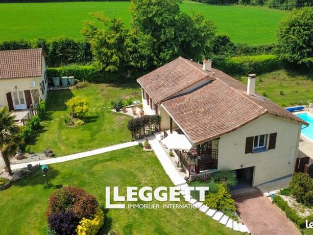 Maison 9 pièces 181 m²