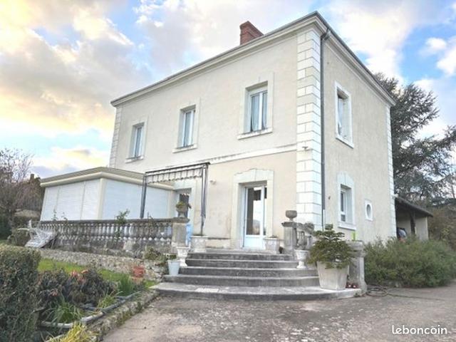 Maison 9 pièces 181 m²