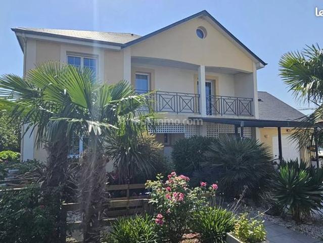 Maison 9 pièces 181 m²
