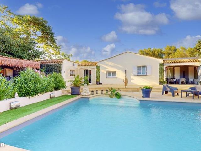 Maison 9 pièces 181 m²