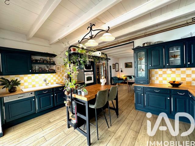 Maison 9 pièces 181 m²