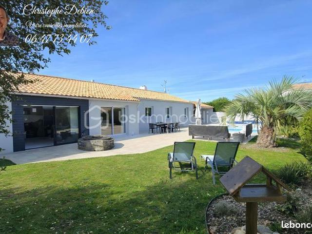 Villa 9 pièces 182 m²