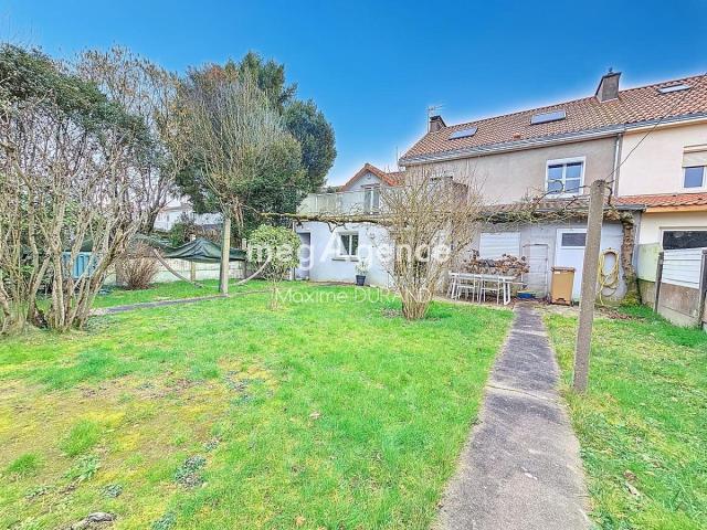 Maison 9 pièces 182 m²