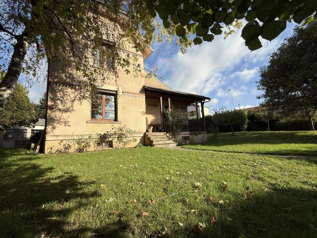 Maison 9 pièces 182 m²