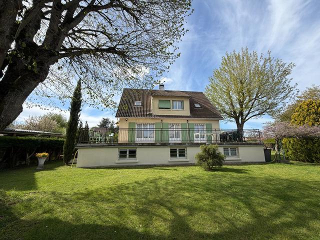 Maison 9 pièces 182 m²