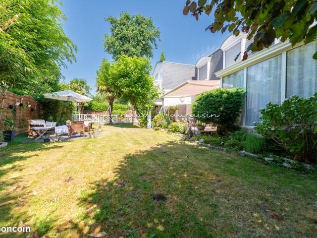 Maison 9 pièces 182 m²