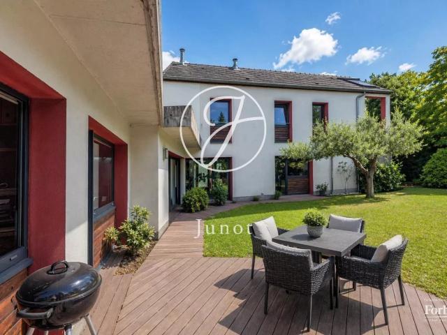 Maison 9 pièces 182 m²