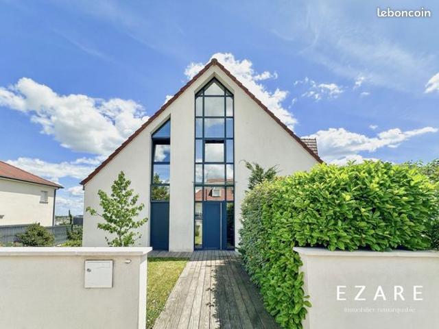 Maison 9 pièces 183 m²
