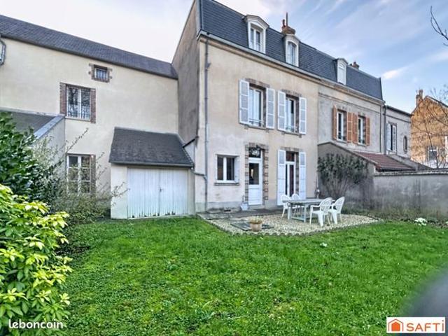 Maison 9 pièces 183 m²