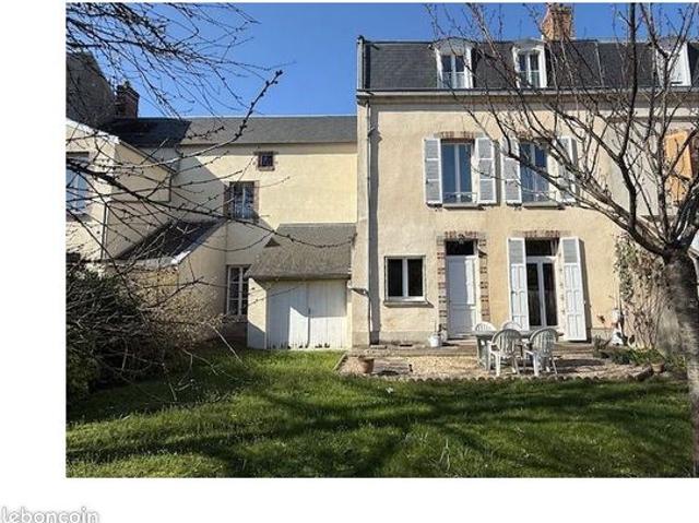 Maison 9 pièces 183 m²