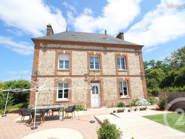 Maison 9 pièces 183 m²