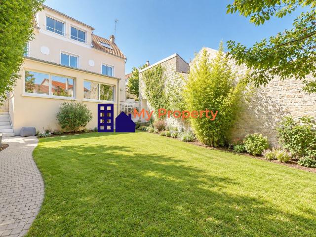 Maison 9 pièces 194 m²