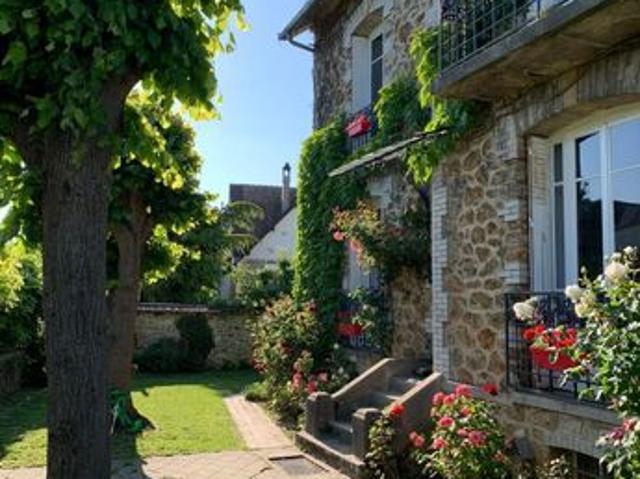 Maison 9 pièces 195 m²
