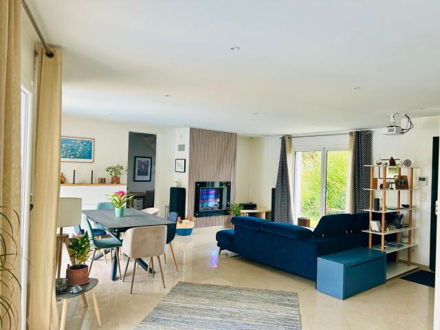 Maison 9 pièces 195 m²