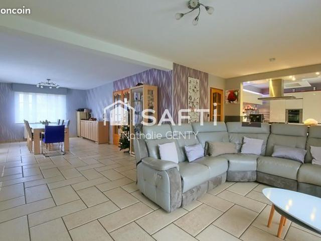 Maison 9 pièces 195 m²