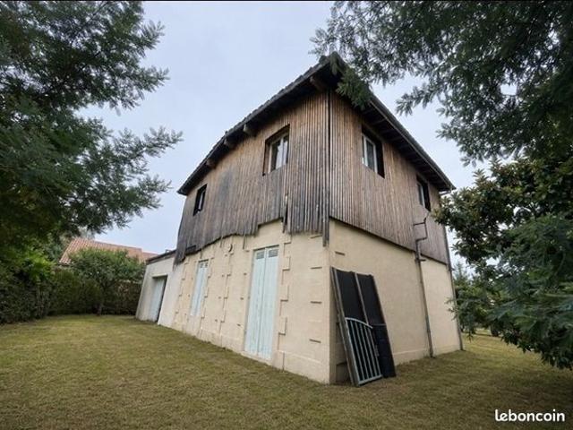 Maison 9 pièces 195 m²