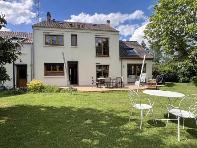 Maison 9 pièces 195 m²