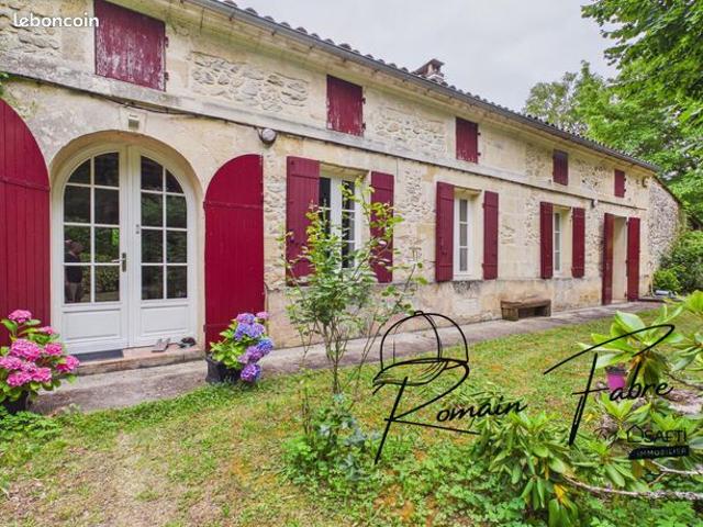 Maison 9 pièces 195 m²