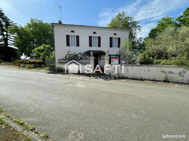 Maison 9 pièces 195 m²