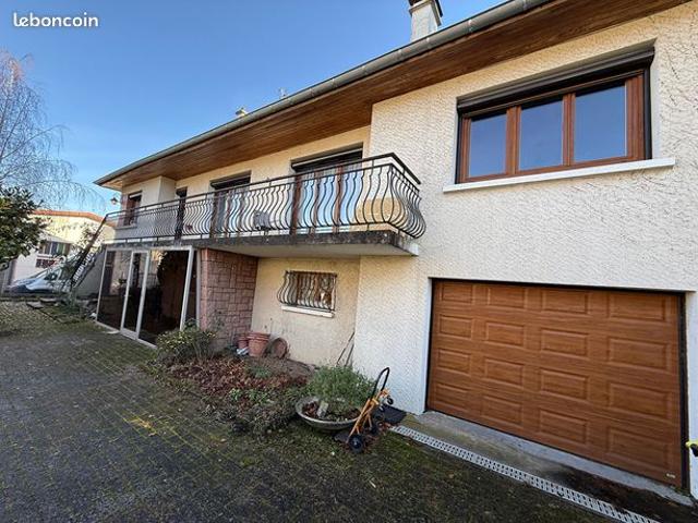 Maison 9 pièces 195 m²