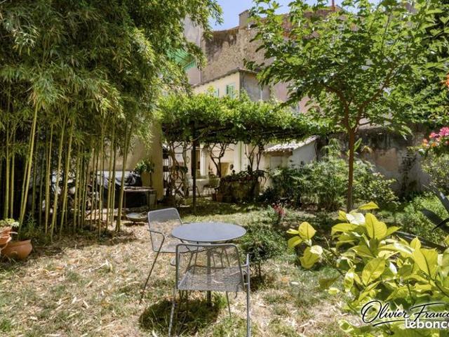 Maison 9 pièces 195 m²