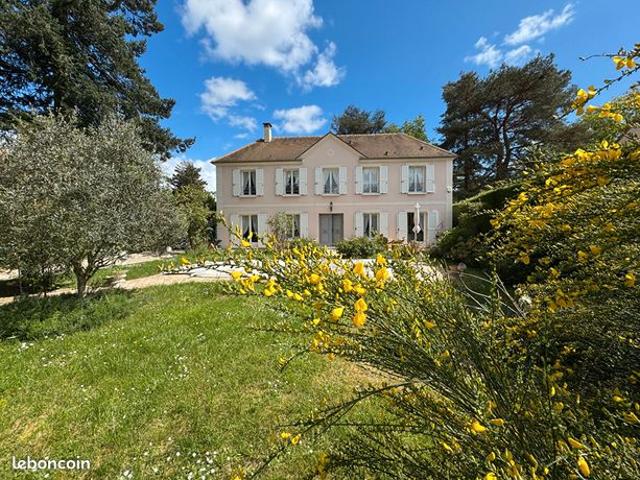 Maison 9 pièces 195 m²