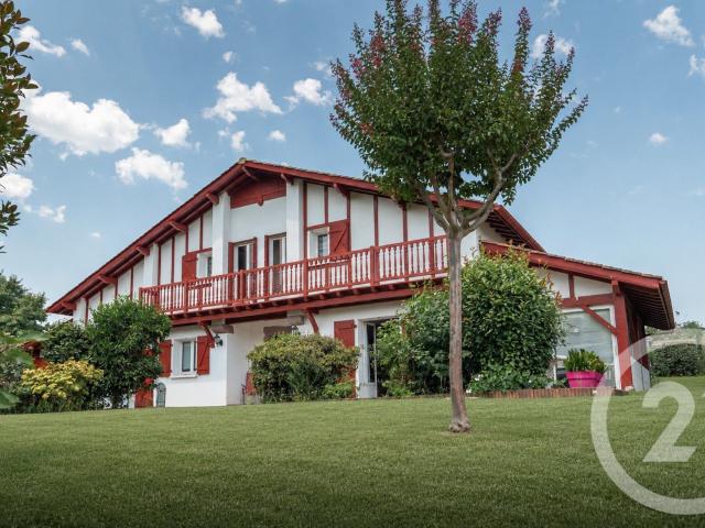 Maison 9 pièces 196 m²
