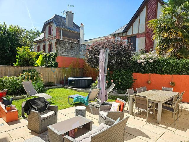 Maison 9 pièces 196 m²