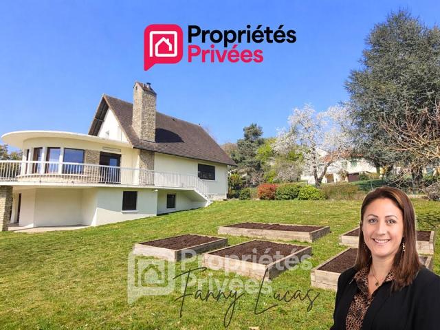 Maison 9 pièces 196 m²
