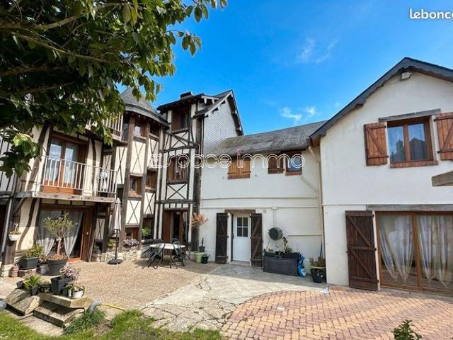 Maison 9 pièces 196 m²