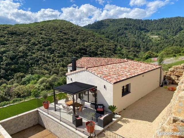 Maison 9 pièces 196 m²