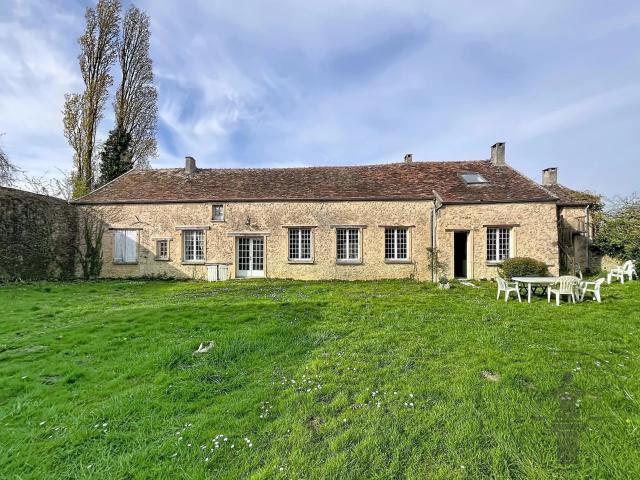 Maison 9 pièces 196 m²