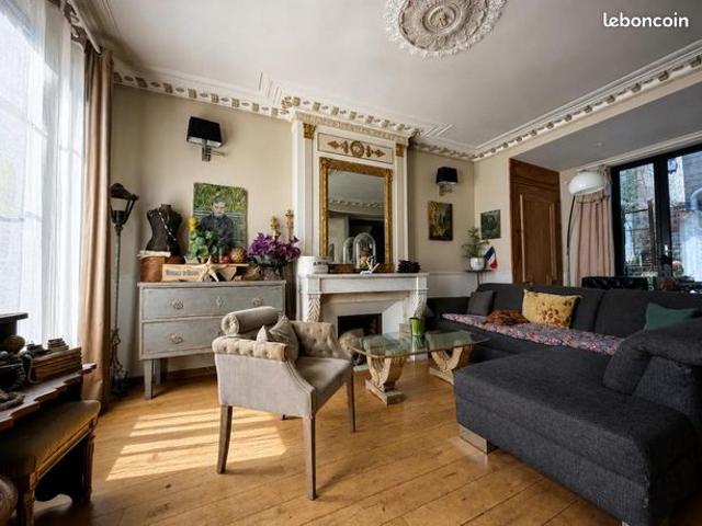 Maison 9 pièces 197 m²
