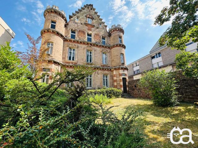 Maison 9 pièces 197 m²