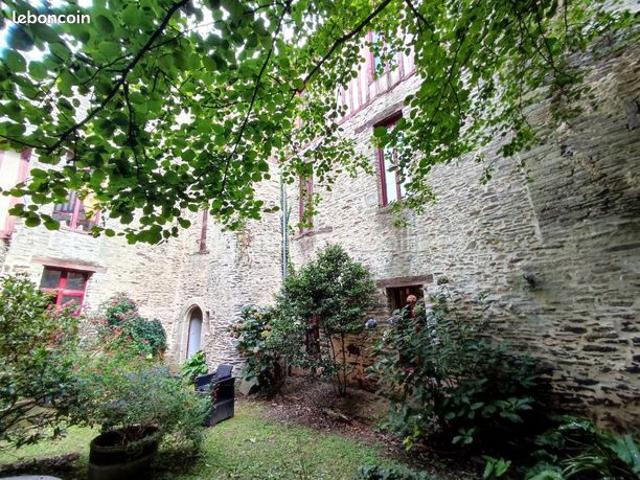 Maison 9 pièces 198 m²