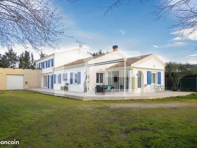 Maison 9 pièces 198 m²