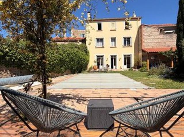 Maison 9 pièces 198 m²