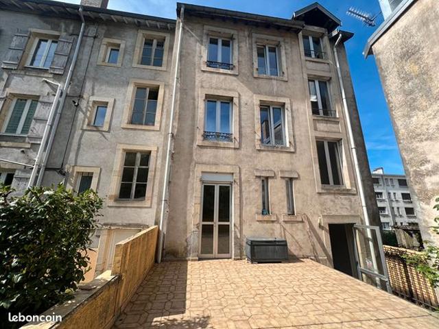 Maison 9 pièces 198 m²