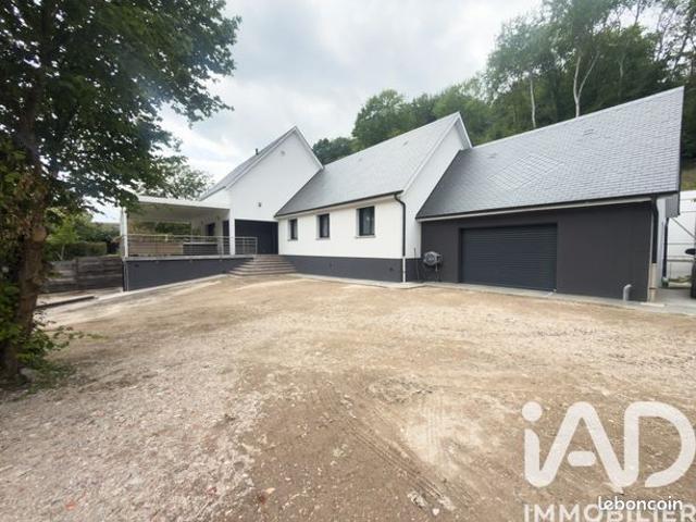 Maison 9 pièces 198 m²