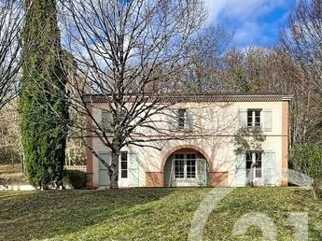 Maison 9 pièces 198 m²