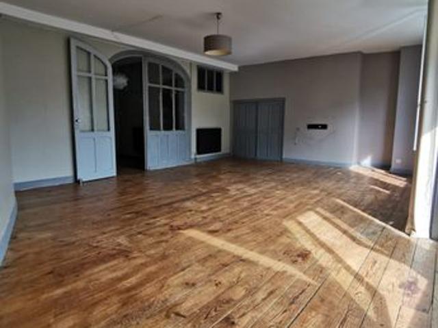 Maison 9 pièces 198 m²
