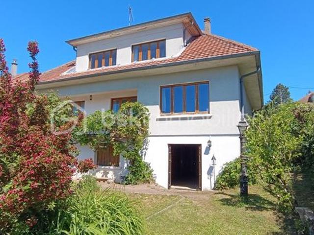 Maison 9 pièces 198 m²