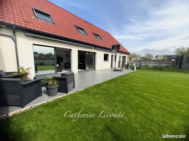 Maison 9 pièces 199 m²
