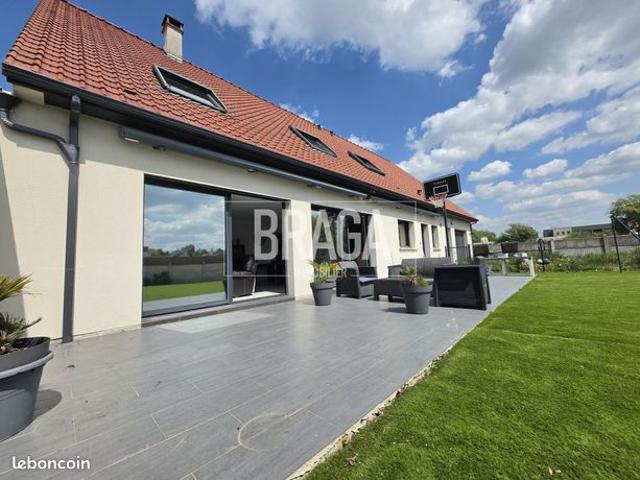 Maison 9 pièces 199 m²