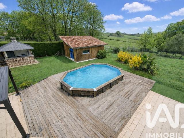 Maison 9 pièces 199 m²