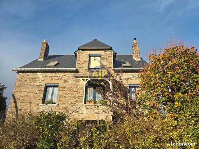 Maison 9 pièces 199 m²