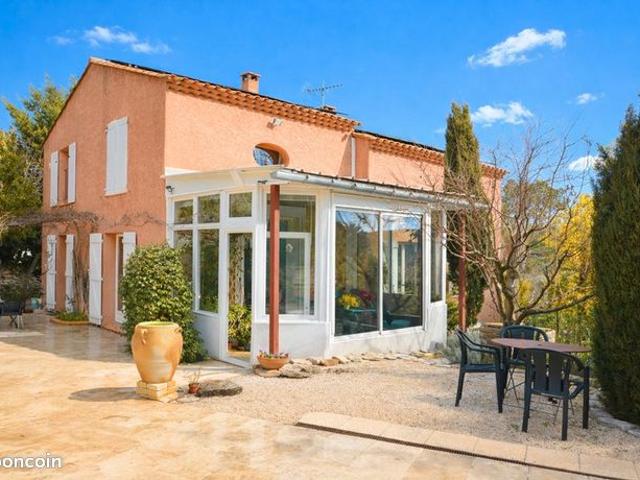 Maison 5 pièces 150 m²