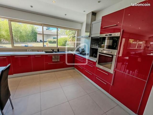 Maison 9 pièces 190 m²